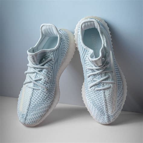 adidas Yeezy Yeezy Boost 350 V2 "Cloud White" - Stadium Goods | Yeezy shoes outfit, Yeezy shoes ...