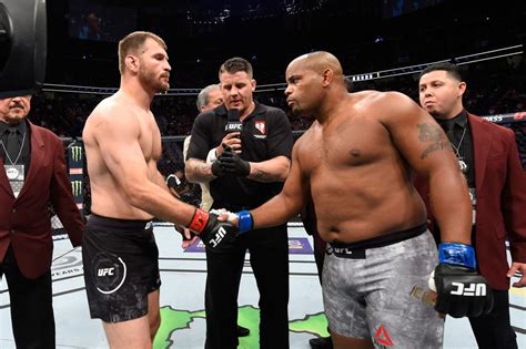 Early Odds For UFC 252: Stipe Miocic Vs. Daniel Cormier Fight Card