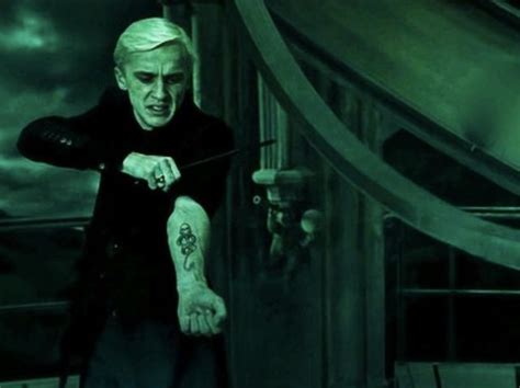 Would you survive the battle of hogwarts? | Harry potter draco malfoy, Draco, Harry potter