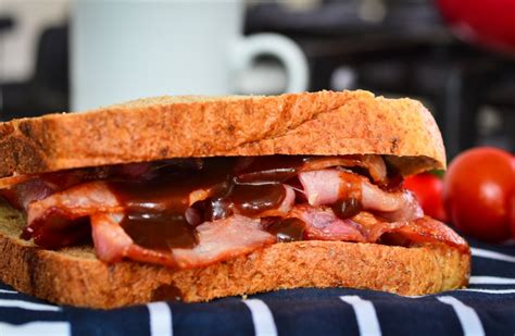 How To Make A Bacon Sandwich - perfect bacon sandwich - buy uk meat