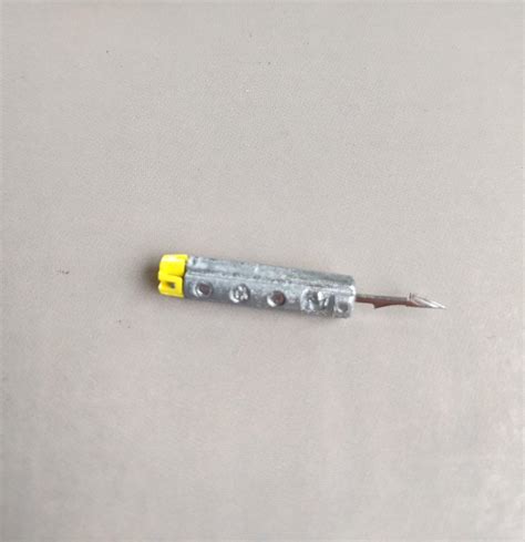 A taser prong : r/mildlyinteresting