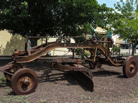 Antique Road Grader | This old road grader has a towbar, so … | Flickr