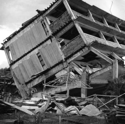 PHILLIPINES - EARTHQUAKE AND TSUNAMI OF AUGUST 16,1976 IN THE ...