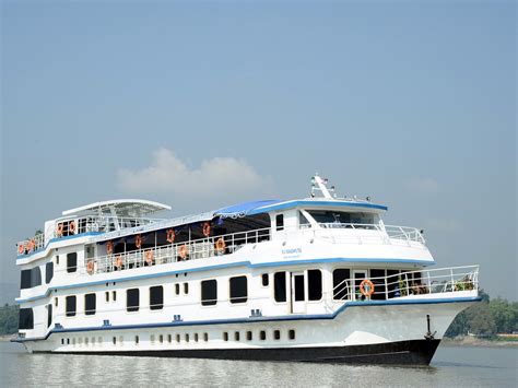 Brahmaputra Cruise (Guwahati) - Lo que se debe saber antes de viajar - Tripadvisor