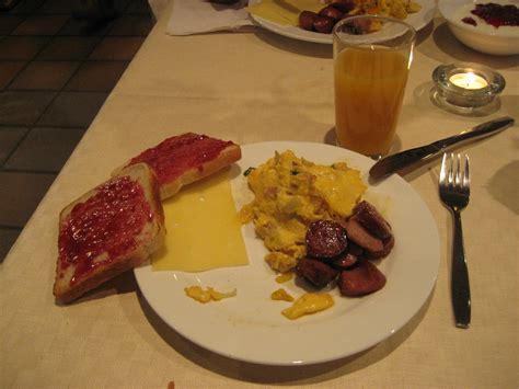 best western breakfast | Ricardo SIGNES | Flickr