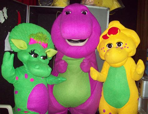 Barney and Friends Wallpaper - WallpaperSafari