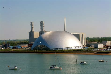 Marchwood Power Station and Incinerator Dome - Southampton… | Flickr