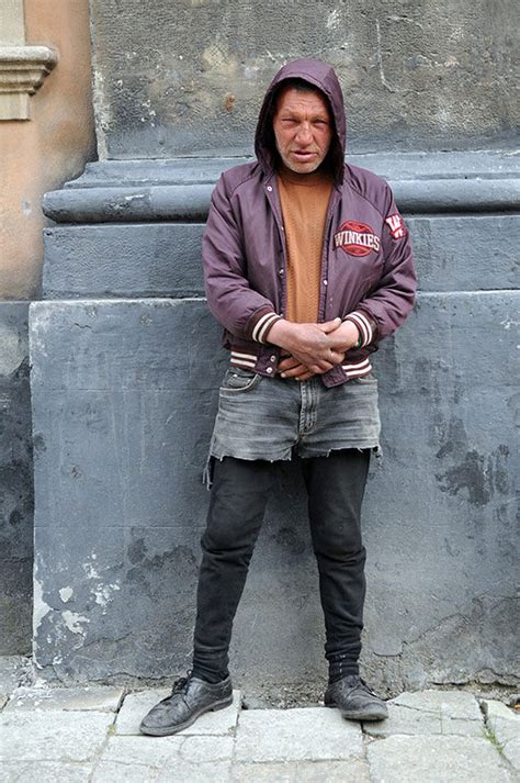 The Best Dressed Homeless Man in the World (30 pics) - Izismile.com