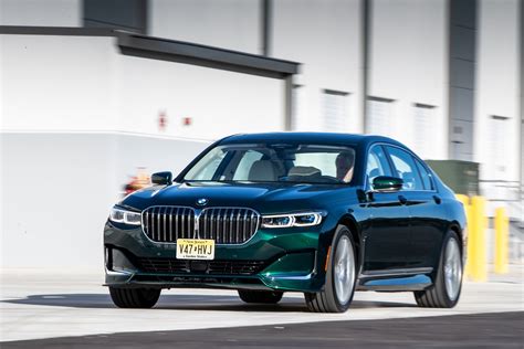 2020 BMW ALPINA B7 xDrive - New Photos of the ALPINA Green Color (With images) | Bmw alpina, Bmw ...