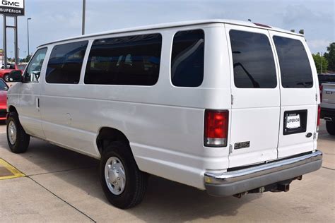 Pre-Owned 2001 Ford Econoline 15-Passenger Wagon XLT Full-size ...