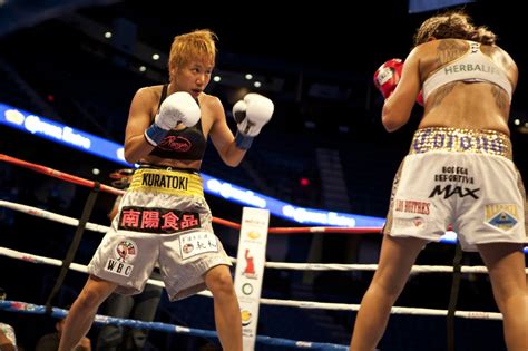 After long absence, Mexican female boxer 'La Barbie' returns to Los Angeles | 89.3 KPCC