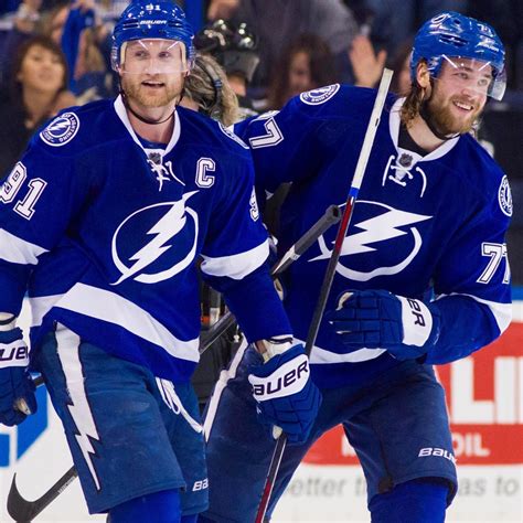 Rangers vs. Lightning: Game 3 Score and Twitter Reaction from 2015 NHL ...