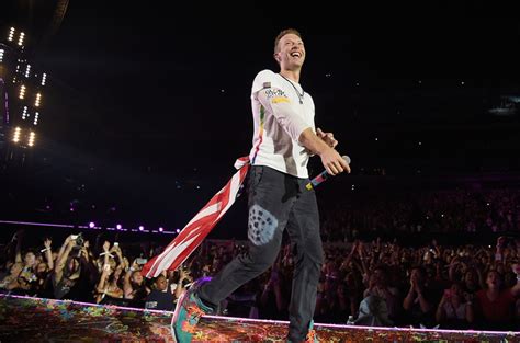 Samsung and Live Nation to Live Stream Coldplay's Tour in Virtual ...