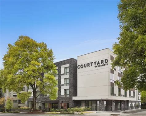 Courtyard by Marriott Seattle/Northgate | Visit Seattle