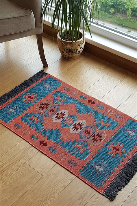 The Best Washable Rugs, According to Experts | Washable rugs, Flat weave rug, Washable