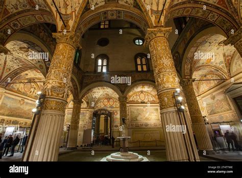 Palazzo vecchio interior hi-res stock photography and images - Alamy