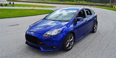 2014 Ford Focus ST is Most Ferocious Car on Autocross