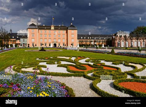 Schwetzingen: Castle and castle grounds, Baden-Württemberg, Germany ...