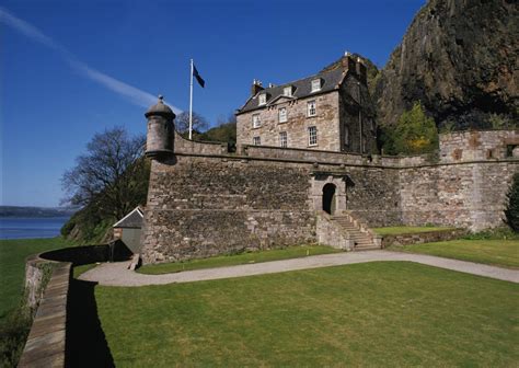 Dumbarton Castle set to reopen to the public | Love Loch Lomond