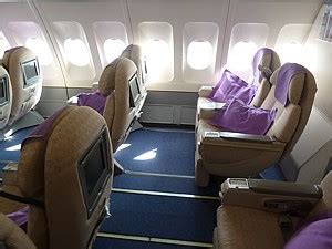 SriLankan Airlines Reviews - Overview - Pictures & reviews of SriLankan Airlines flights