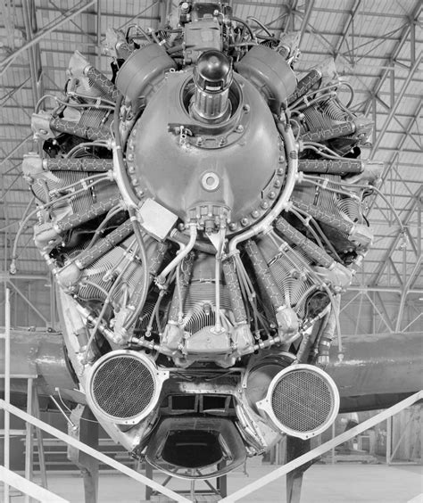 P-47 Radial Engine – WW2 Images