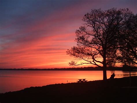 Sunset over Lake Monona. Photo Credit: Ann Shea Monona, Tourism Day, Event Calendar, Vacation ...