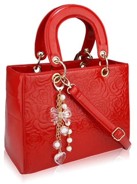 Raudona rankinė Red Handbag, Clutch Handbag, Quality Handbags ...