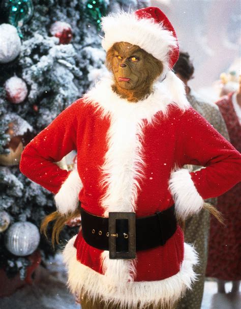 15 Best Holiday Movies to Binge This Year