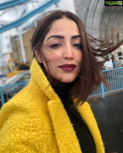 Yami Gautam Instagram - 💛 Tower Bridge - Gethu Cinema