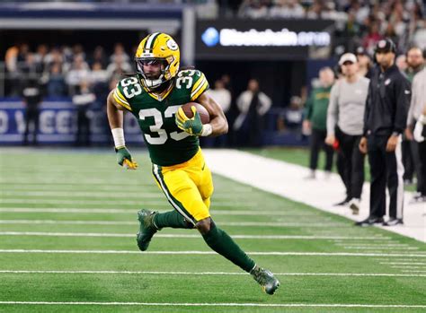 Green Bay Packers dominate Dallas Cowboys in high-scoring upset | NewsChain