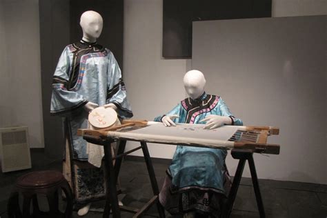 hangzhou silk museum - Living + Nomads – Travel tips, Guides, News ...