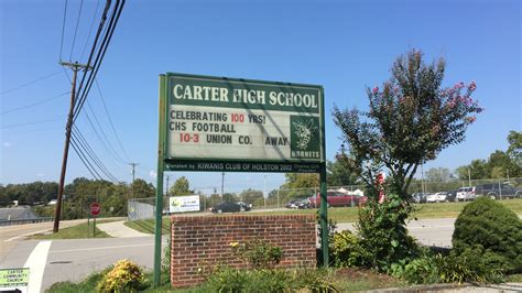 2 Carter High School students charged for making bomb threat