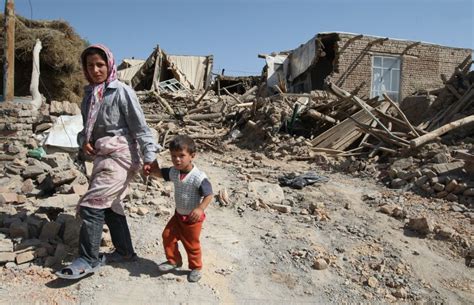 More than 300 killed, 3,000 injured in Iran earthquakes | CNN