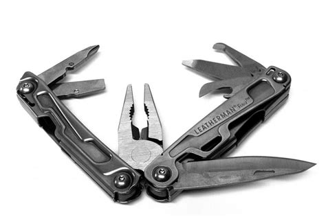 The Whole Story Behind The Leatherman Rev - The Budget King - WholeStory