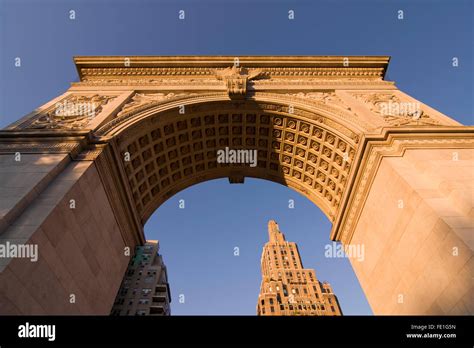 Washington square park arch hi-res stock photography and images - Alamy