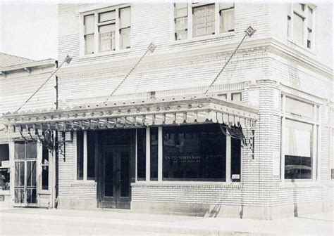 U.S. National Bank Building - Historic Mac