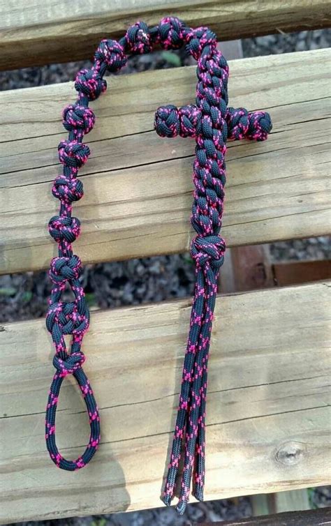 All knotted one decade rosary | Knotted rosary, Rosary, Paracord