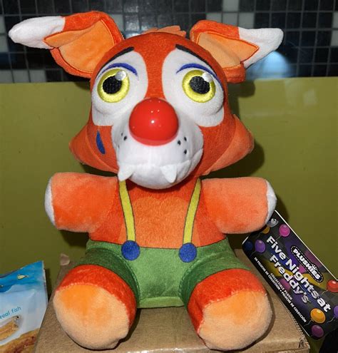 Five Nights at Freddy’s Security Breach Circus Foxy Plush In Hand | eBay