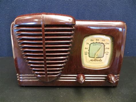 Vintage 40s Motorola Art Deco Old Bakelite Mid Century Automotive ...