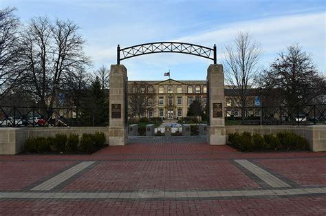 Veterans Plaza – City of Upper Arlington