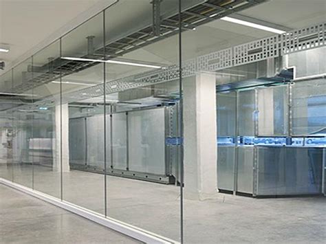 Fire-rated glass doors - what are the choices? | glassonweb.com