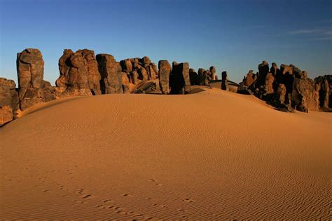 Hoggar Tassili Sahara Desert, South of Algeria | Sahara desert, Sahara, Sea waves