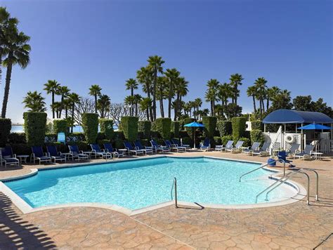 Sheraton San Diego Hotel & Marina Pool: Pictures & Reviews - Tripadvisor