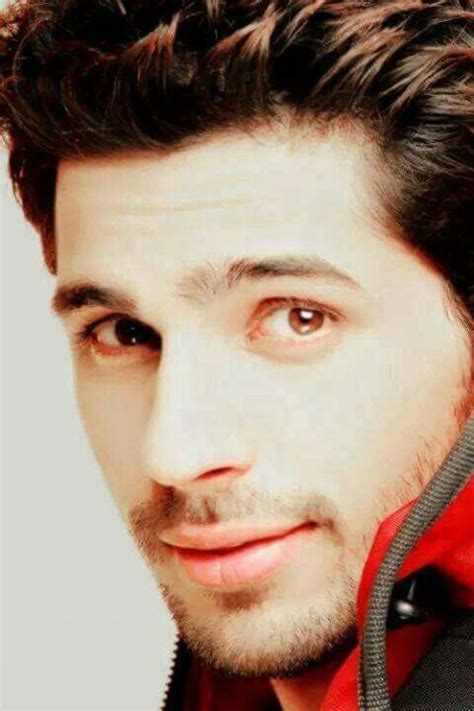 Sidharth Malhotra Bollywood Songs, Bollywood Actors, Bollywood ...