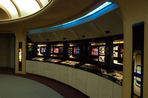 File:Enterprise-D bridge stations.jpg - Wikimedia Commons