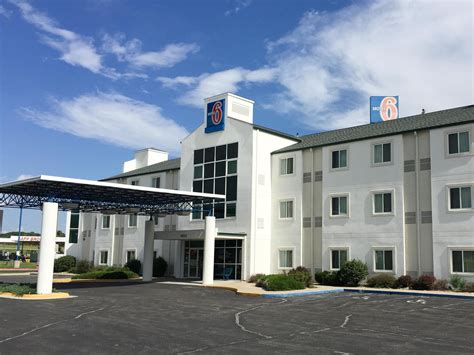 Discount Coupon for Motel 6 Junction City in Junction City, Kansas ...