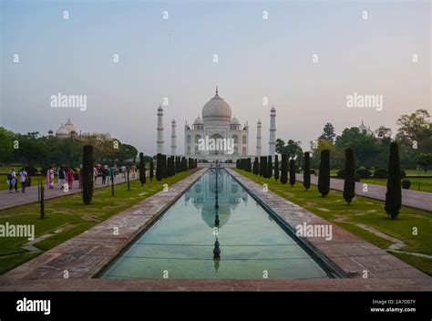 Taj Mahal at sunrise Stock Photo - Alamy