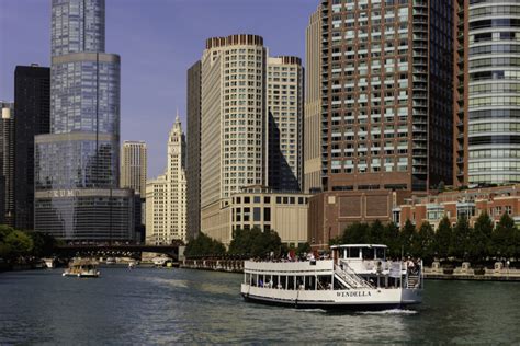 Albany Park - Chicago Neighborhoods | Choose Chicago