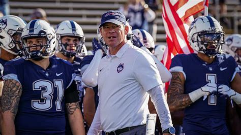 UConn Huskies College Football Preview 2023 - College Football News ...