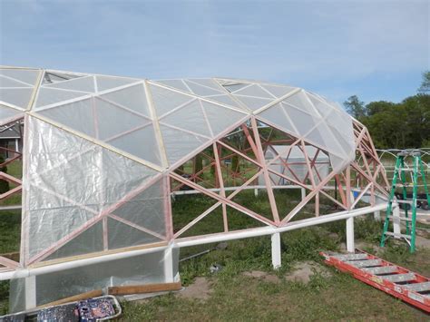 Geodesic Dome Greenhouse, Tunnel Greenhouse, Geodesic Dome Homes, Greenhouse Ideas, Geodome ...